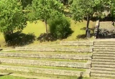 Arrestata Con Mezzo Chilo Di Fumo Nello Zaino Al Parco Della