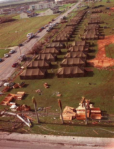 Photos On This Day August 24 1992 Hurricane Andrew Hits Florida