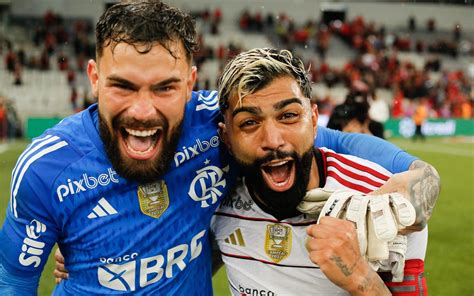 Flamengo Rbitro V Conduta Antidesportiva De Gabigol Em Comemora O