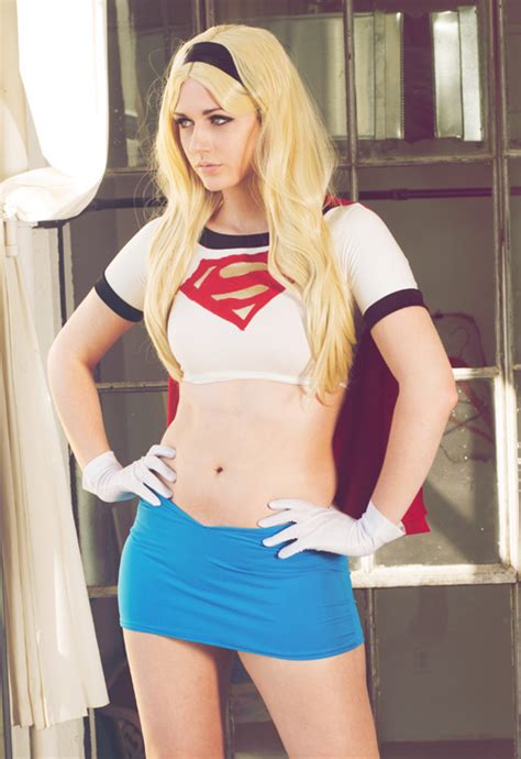 Justice League Supergirl Cosplay