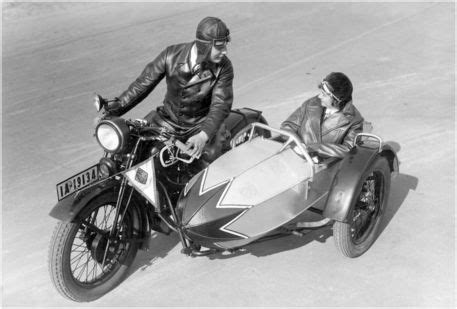 MOTORCYCLE 74: Vintage sidecar