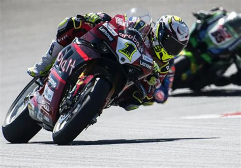 Wsbk Portim O Superbike Superpole Race Alvaro Bautista In Madness