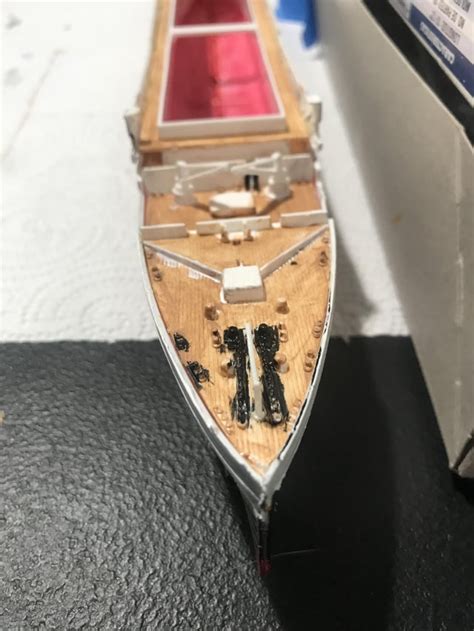 Started working on my titanic model again, paint sucks but I’m new so ...