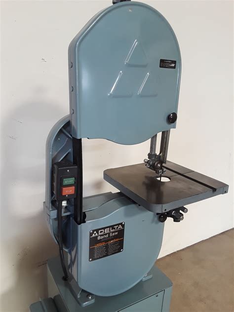 Delta 14 Band Saw Closed Stand Model 28 203 34 Hp 115230 Volts 1 Phase