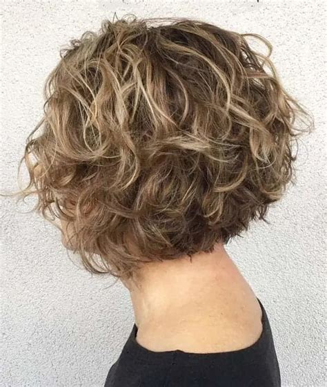 20 Best Curly Stacked Bob Haircut Ideas for 2024