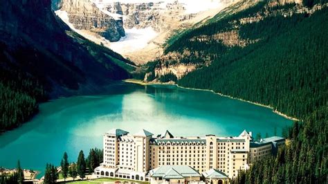 The Fairmont Chateau Lake Louise | Banff National Park