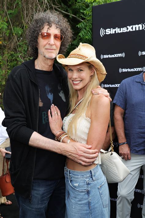 Howard Stern pays heartbreaking tribute to Ralph Cirella after friend's ...