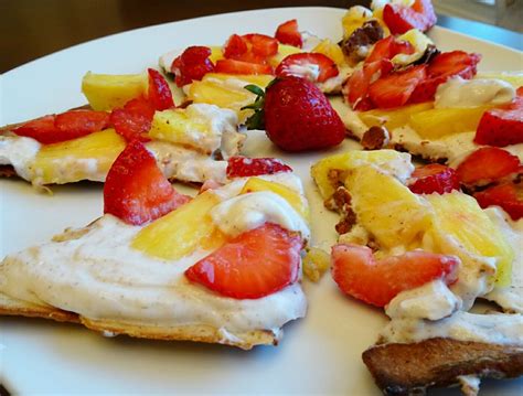 21 Day Fix Fruit Pizza With Vanilla Whipped Topping