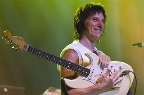 Jeff Beck Guitariste De G Nie Et L Gende Du Rock