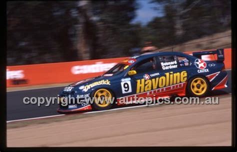 Bathurst 1000 2002 Photographer Marshall Cass Code 02 B02 067