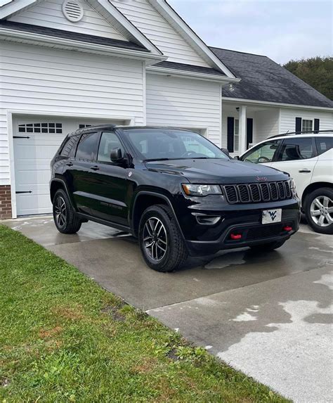 2020 Grand Cherokee Trailhawk W/V8 Hemi. : r/GrandCherokee