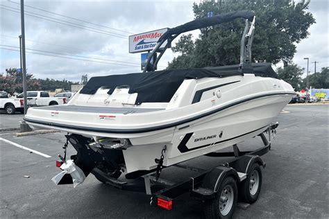 2023 Bayliner VR5 Bowrider I O MarineMax Sail Ski Austin