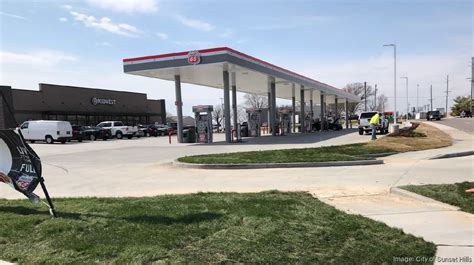 New Gas Station Convenience Store To Be Built At Busy South County