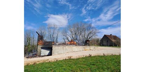 Jura Incendie à Menétru le Vignoble un chalet entièrement détruit