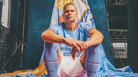 La Primera Imagen De Haaland Con La Camiseta Del Manchester City