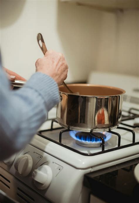Common Cooking Habits That Are Secretly Ruining Your Health – Vitally You