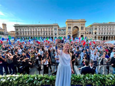 Milano Dal Dj Al Leghista Deluso Ecco Il Popolo Di Giorgia Meloni