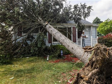 Tornado Tally Grows To 13 In Region Near Toledo The Blade