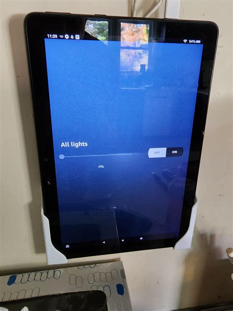 can I get rid of this screen after using voice control? Can voice