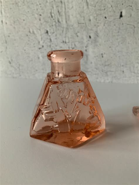 1920s Pink Glass Perfume Bottle With Glass Stopper Depression Glass Decanter Irice Style