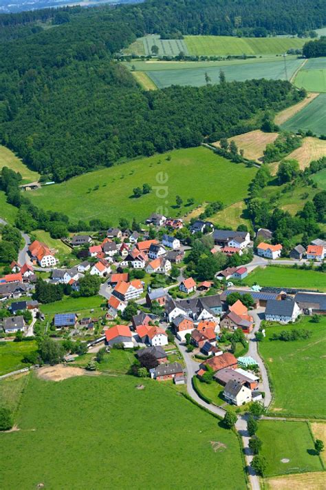 Luftaufnahme Erwitzen Dorf Ansicht Am Rande Von Waldgebieten In