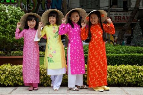 A Traditional Vietnamese Dress Is The Ao Dai Primarily Worn By Women Islam Also Has Clothin