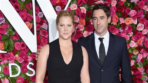 Amy Schumer Reveals Why She Discussed Her Husbands Autism Diagnosis In