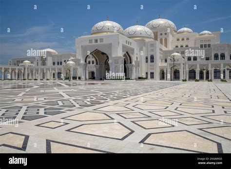 Qasr Al Watan Fotografías E Imágenes De Alta Resolución Alamy