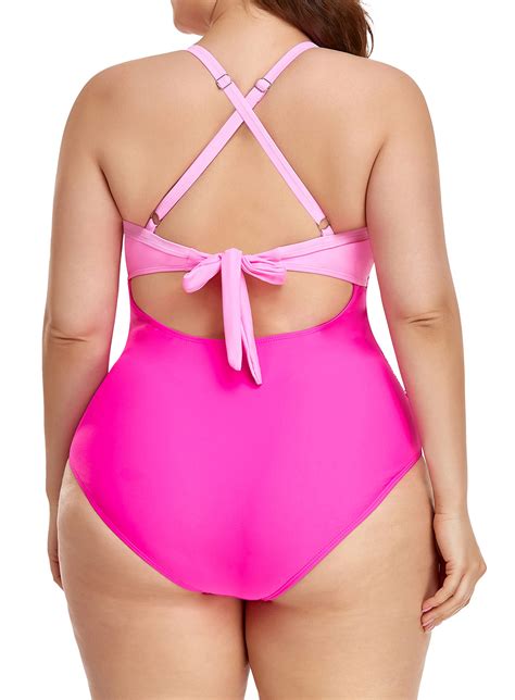 Mindy Kaling Bikini