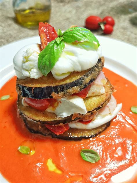 Torretta Di Melanzane Fritte Con Mozzarella Di Bufala Prosciutto Cotto