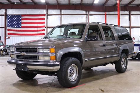 1998 Chevrolet Suburban For Sale ®