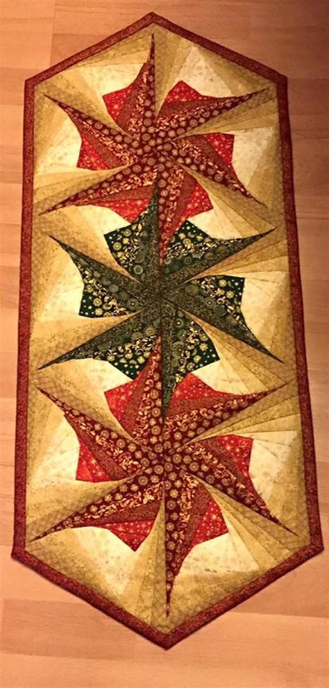 Twisted Log Cabin Poinsettia Table Runner Pattern Table Runner Pattern