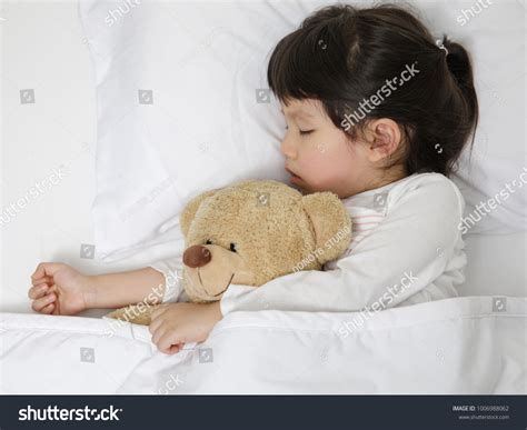 Child Girl Sleeping Teddy Bear On Stock Photo 1006988062 | Shutterstock