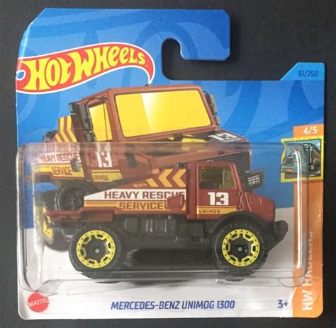 Hot Wheels Mercedes Benz Unimog smeđi