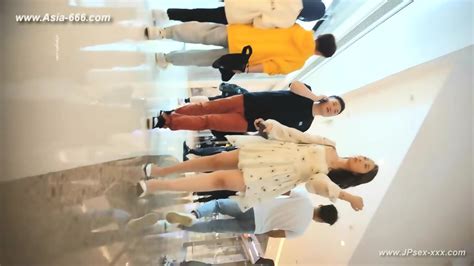 Peeping Chinese Amateur Upskirt 178