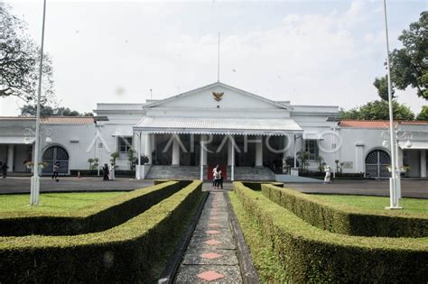 Wisata Sejarah Gedung Pakuan Di Bandung ANTARA Foto