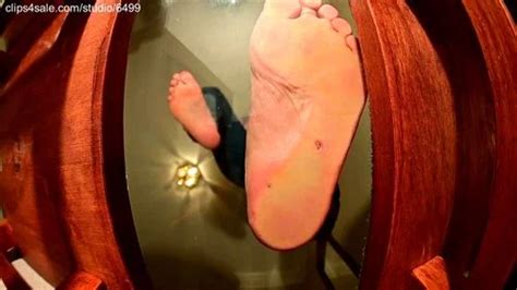 Watch Soles Asian Glass Table Giantess Crush Porn SpankBang