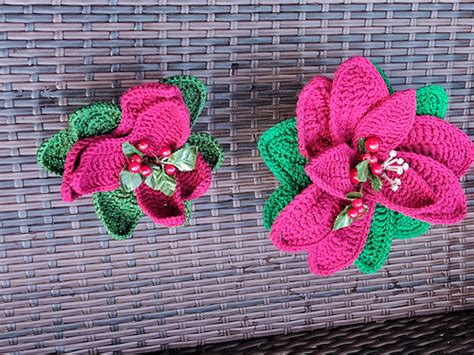 Ravelry Poinsettia Flower Pattern By Susanna Biaye