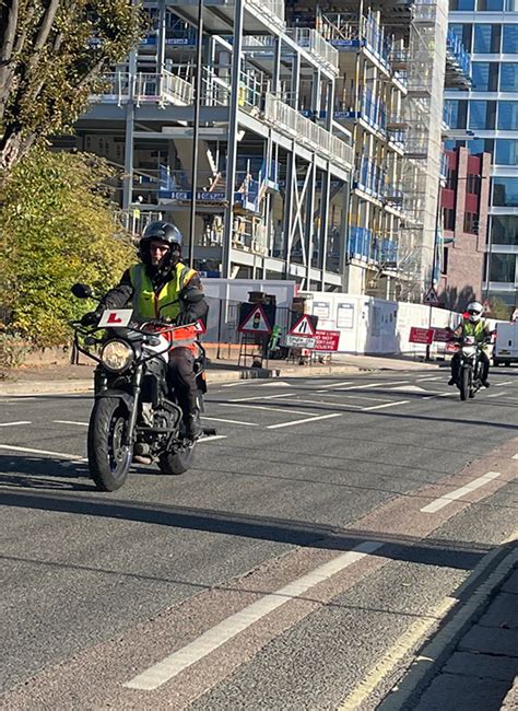 Cbt Training London Off The Kerb Motorcycle Training