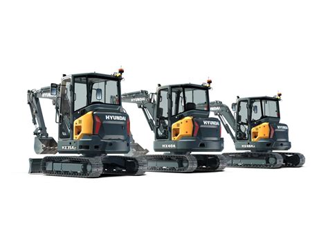 Hyundai Debuts New Trio Of Compact Excavators