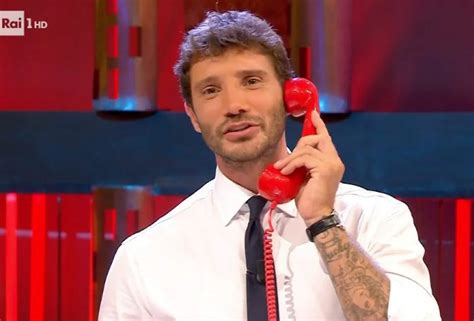 De Martino Infastidito Dalla Gialappa La Risposta Del Conduttore All