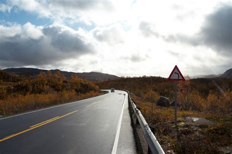 Carretera En Las Monta As Noruegas Foto Premium