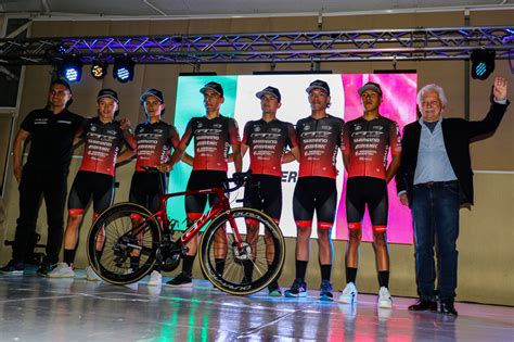 CHE ACCOGLIENZA PER LA GW SHIMANO SIDERMEC AL TACHIRA ItalCiclismo