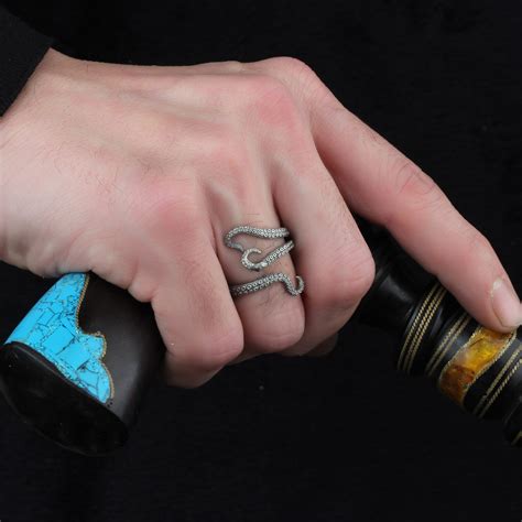 Octopus Tentacle Ring (5) - Espada Silver - Touch of Modern