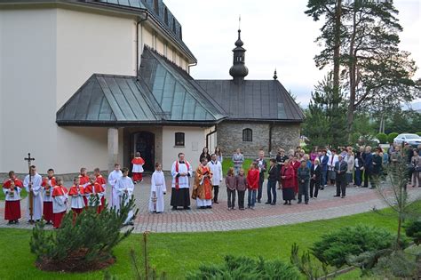 Sadzenie Sosen Na Strzyga Cu Parafia Naj W Cia A I Krwi Pana Jezusa