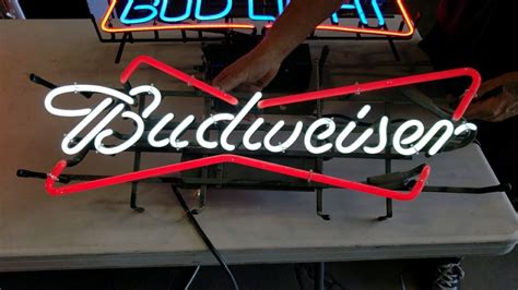 Budweiser Beer Neon Lighted Sign