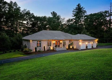 Glocester, RI Luxury Homes, Mansions & High End Real Estate for Sale ...