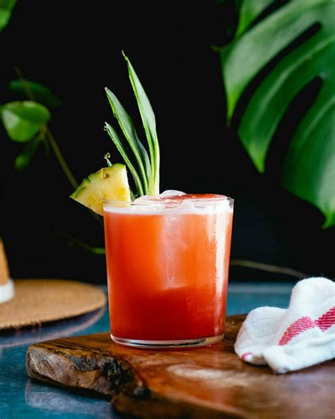 12 Essential Tropical Drinks – A Couple Cooks