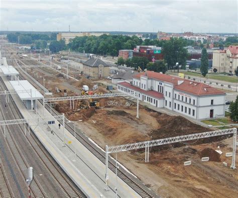 W Ełku powstały pierwsze w Polsce schody wykonane drukiem 3D To część