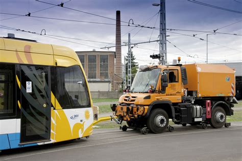 This Mercedes Benz Unimog Handles Like Its On Rails Motoring Research